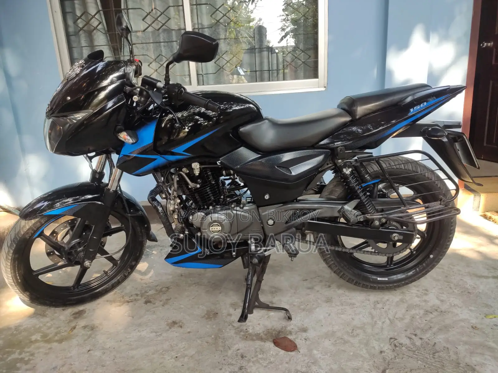 বাজাজ পালসার ১৫০ ২০১৯ ব্লু