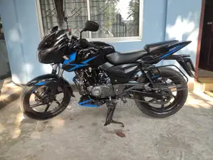 বাজাজ পালসার ১৫০ ২০১৯ ব্লু