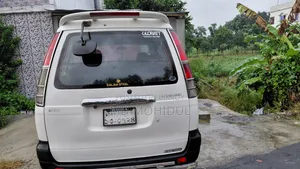 Toyota Noah 2006 White
