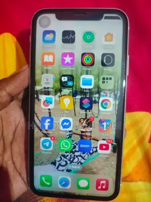 অ্যাপল আইফোন ১১ ১২৮ জিবি হোয়াইট