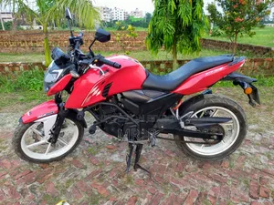 New TVS Apache RTR 160 4V 2022 Red