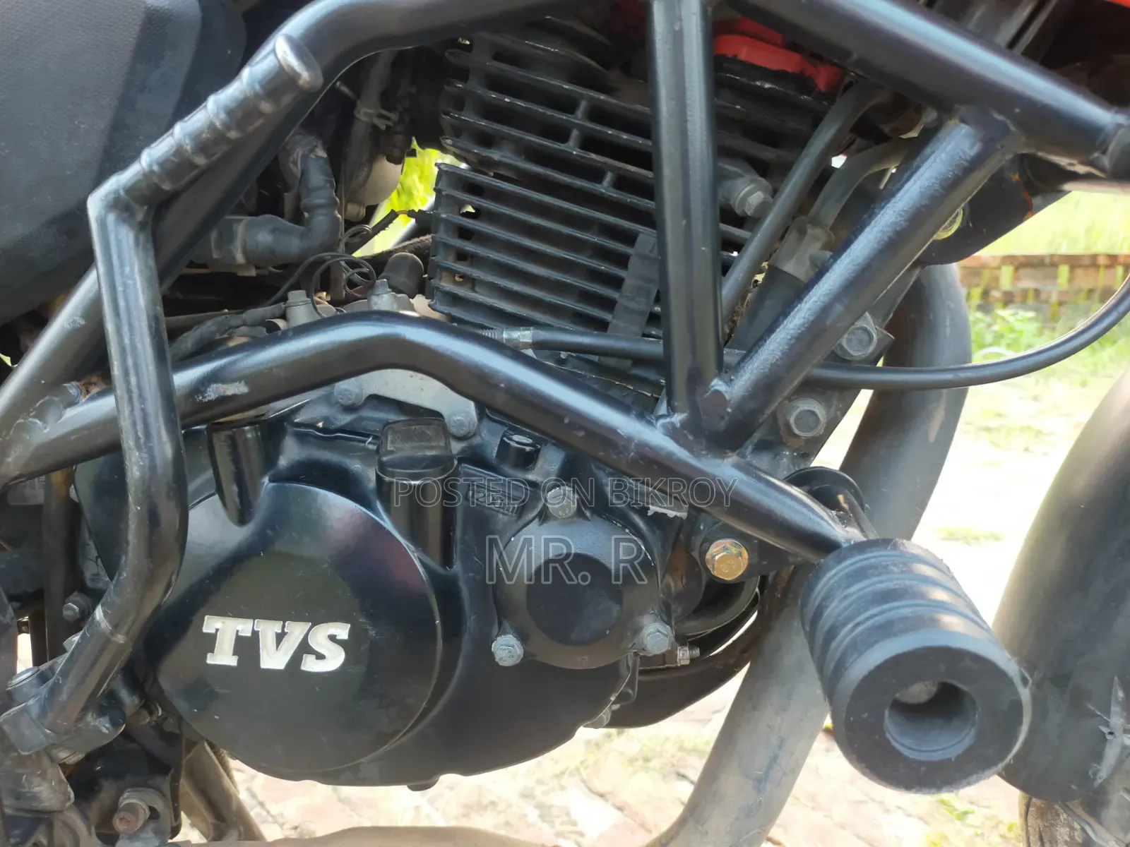 New TVS Apache RTR 160 4V 2022 Red