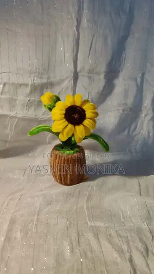 Sunflower Pot