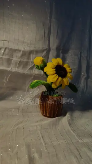 Sunflower Pot