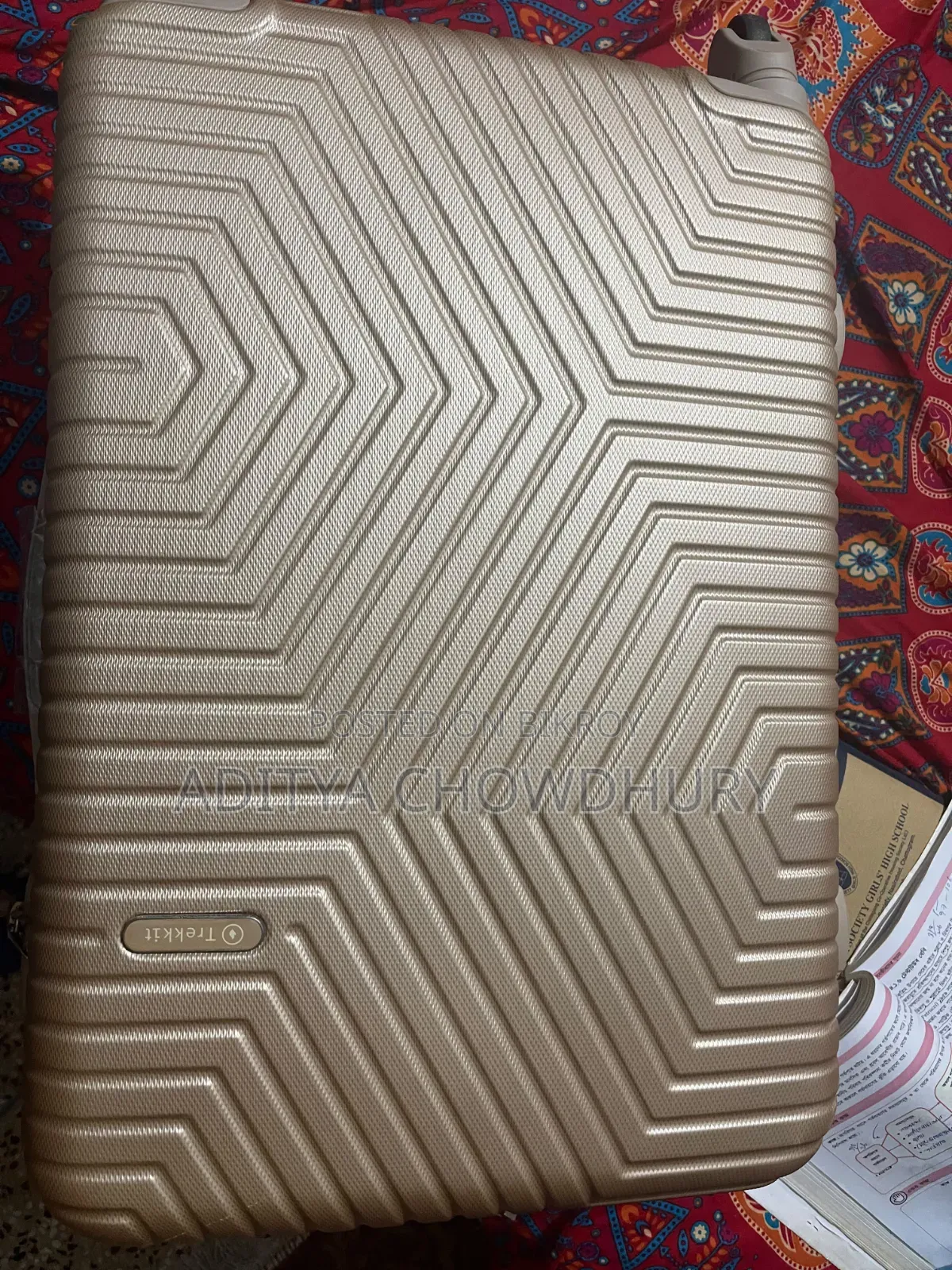 স্যুটকেস ২৪ ইঞ্চি (ট্রেকিট)