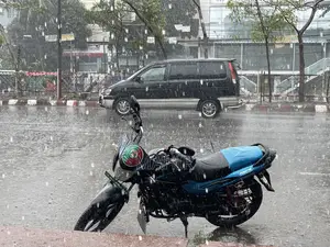 হিরো গ্ল্যামার ২০১৫ নীল