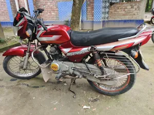 বাজাজ সিটি ১০০ ২০১২ রেড