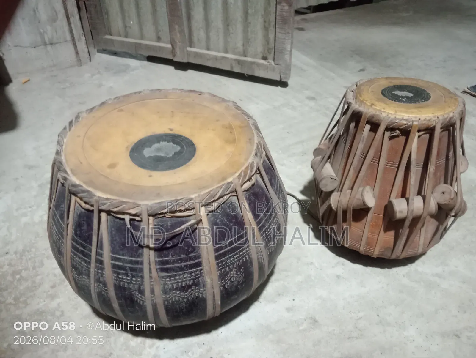 তবলা সেট দুইটা