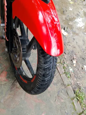 বাজাজ পালসার ১৩৫ এলএস ২০১২ রেড