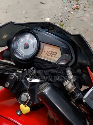 বাজাজ পালসার ১৩৫ এলএস ২০১২ রেড