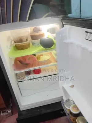 Refrigerator used for 4 months, completely new fridge, 176 liters.