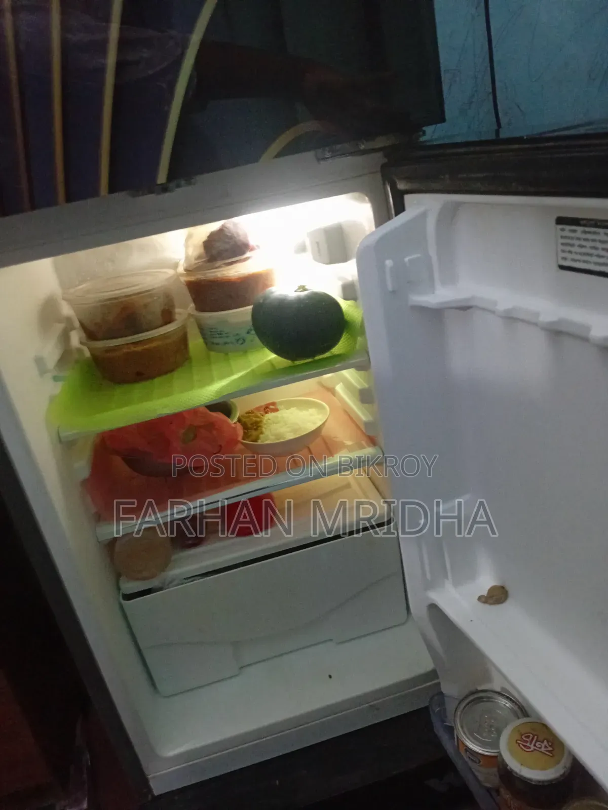 Refrigerator used for 4 months, completely new fridge, 176 liters.