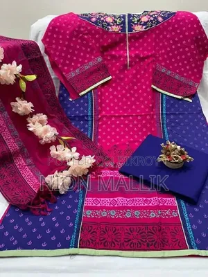 আড়ং এমব্রয়ের + ব্লক এ কাজ করা সেমিস্টিজ কামিজ সুতার কাজের থ্রি পিস