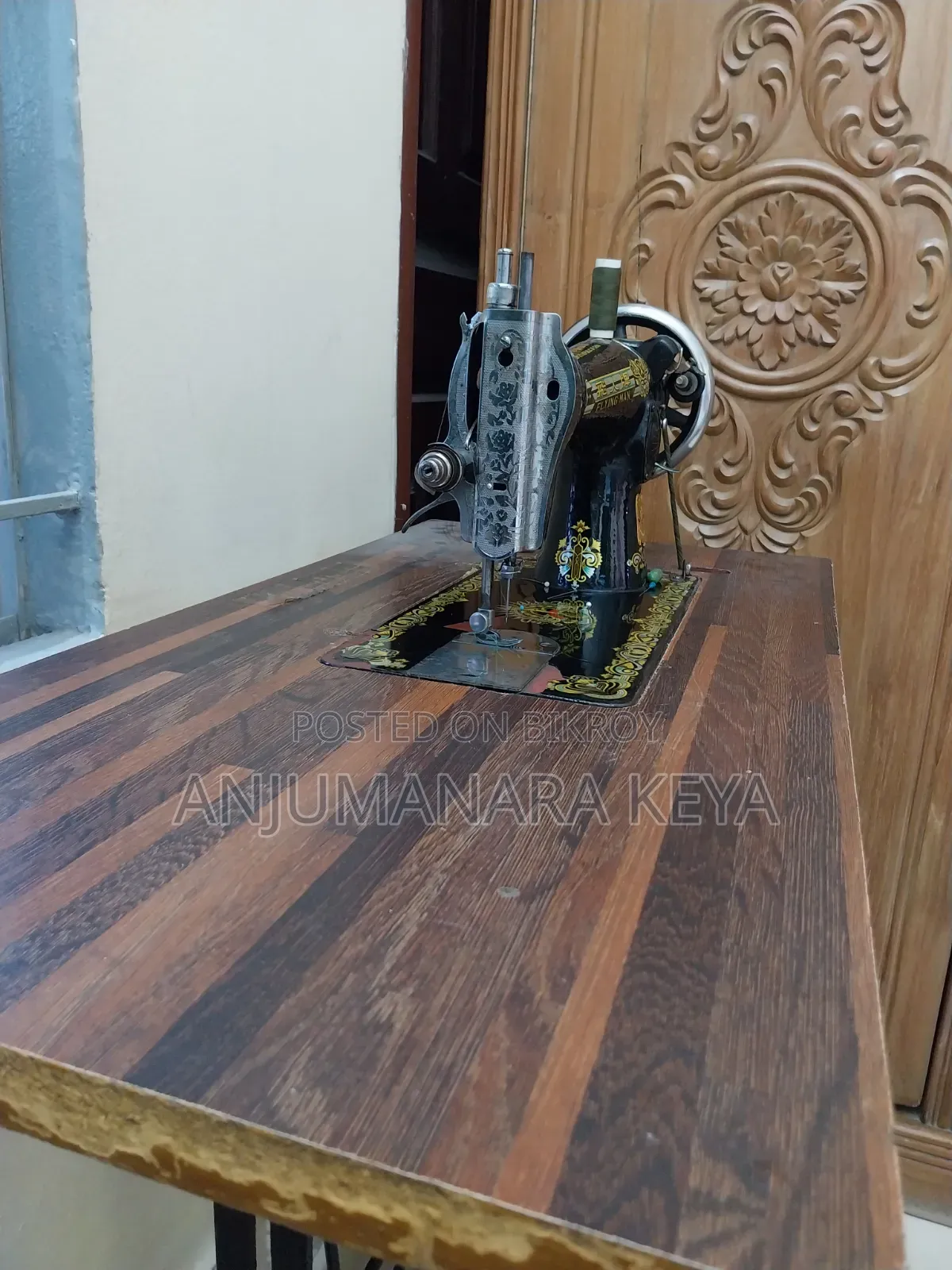 Original Flying Man sewing machine for sale urgently