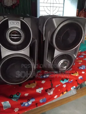 A Pair of Sony Speakers for Sale