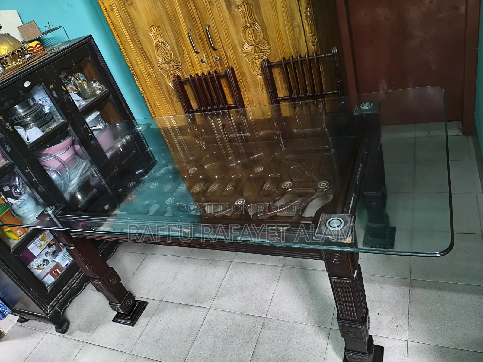 Dinning Table