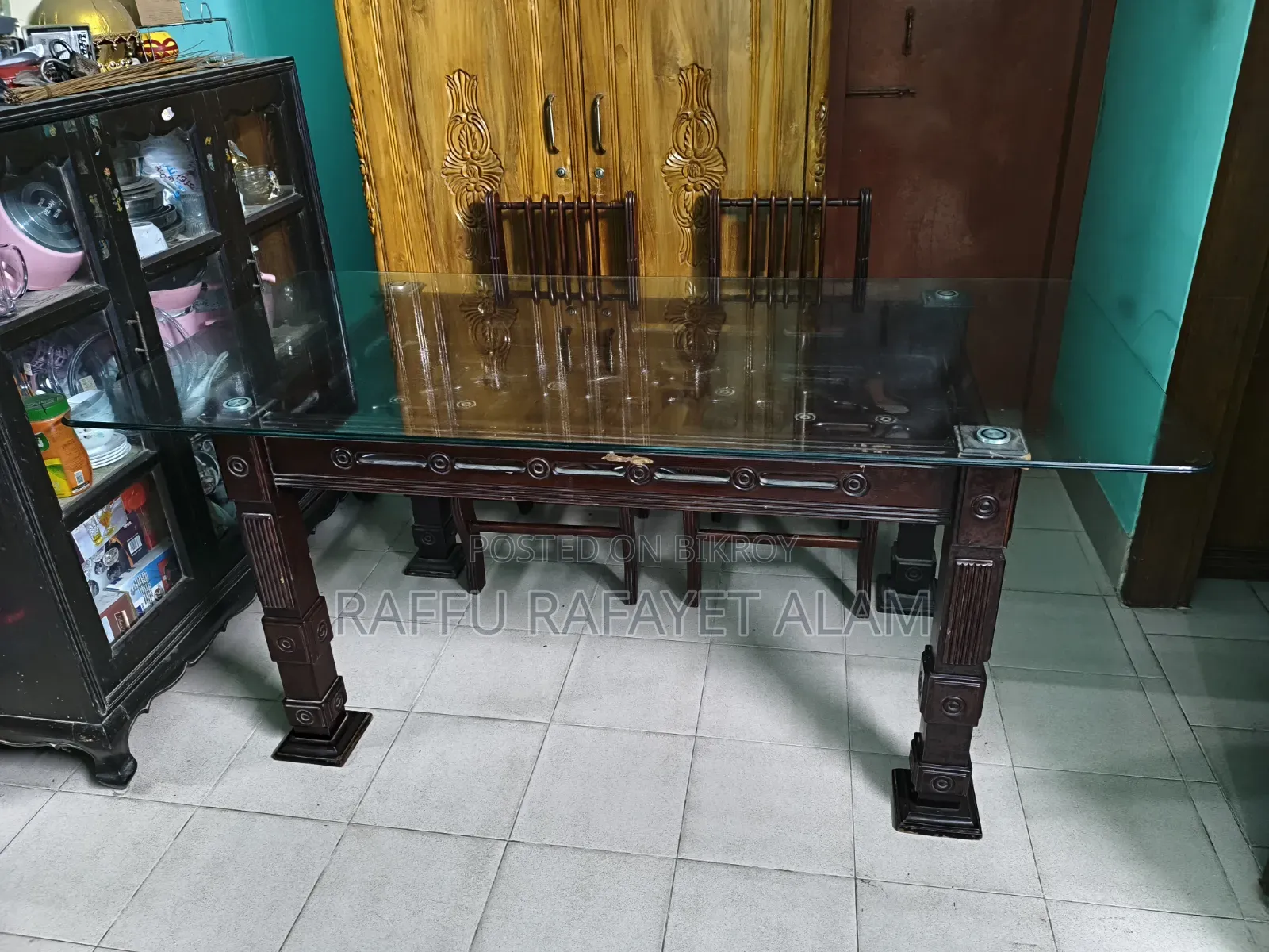 Dinning Table