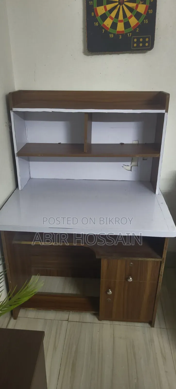 Reading Table