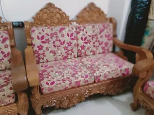 Victoria Sofa