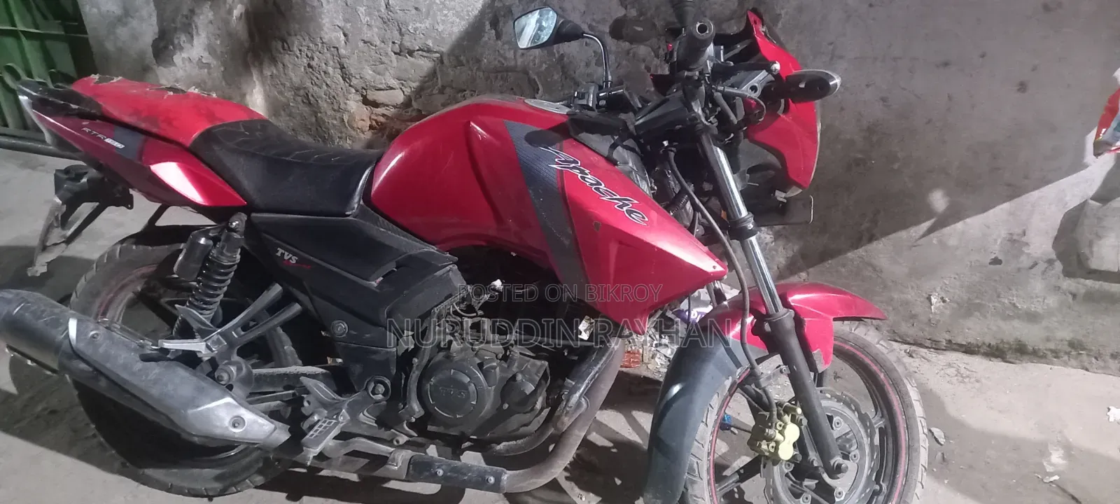 TVS Apache RTR 160 2V 2017 Red