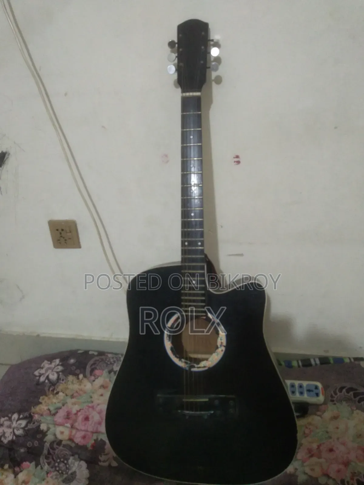 Guitar Need Money So Will Sell