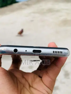 স্যামসাং গ্যালাক্সি এম৩৪ ৫জি ১২৮ জিবি গোল্ড