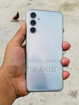 স্যামসাং গ্যালাক্সি এম৩৪ ৫জি ১২৮ জিবি গোল্ড