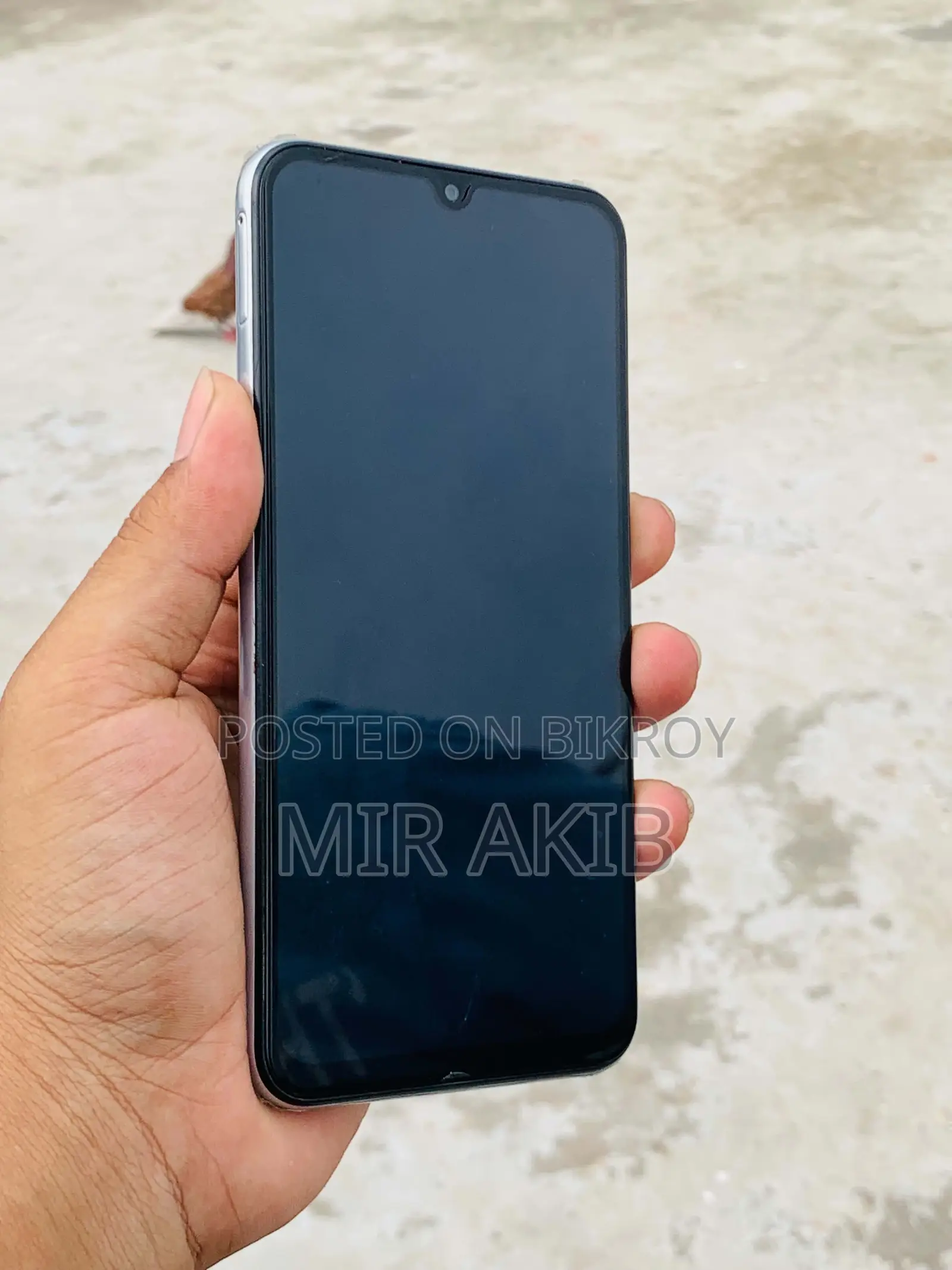 স্যামসাং গ্যালাক্সি এম৩৪ ৫জি ১২৮ জিবি গোল্ড