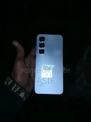 ইনফিনিক্স হট ৬০আই ২৫৬ জিবি সিলভার