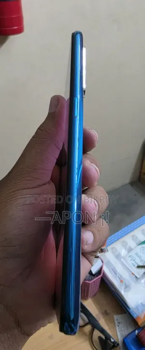 Oppo F15 128 GB