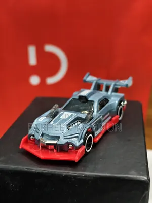 StrikerX Diecast Metal Muscle Car