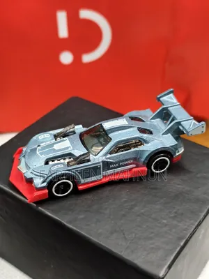 StrikerX Diecast Metal Muscle Car