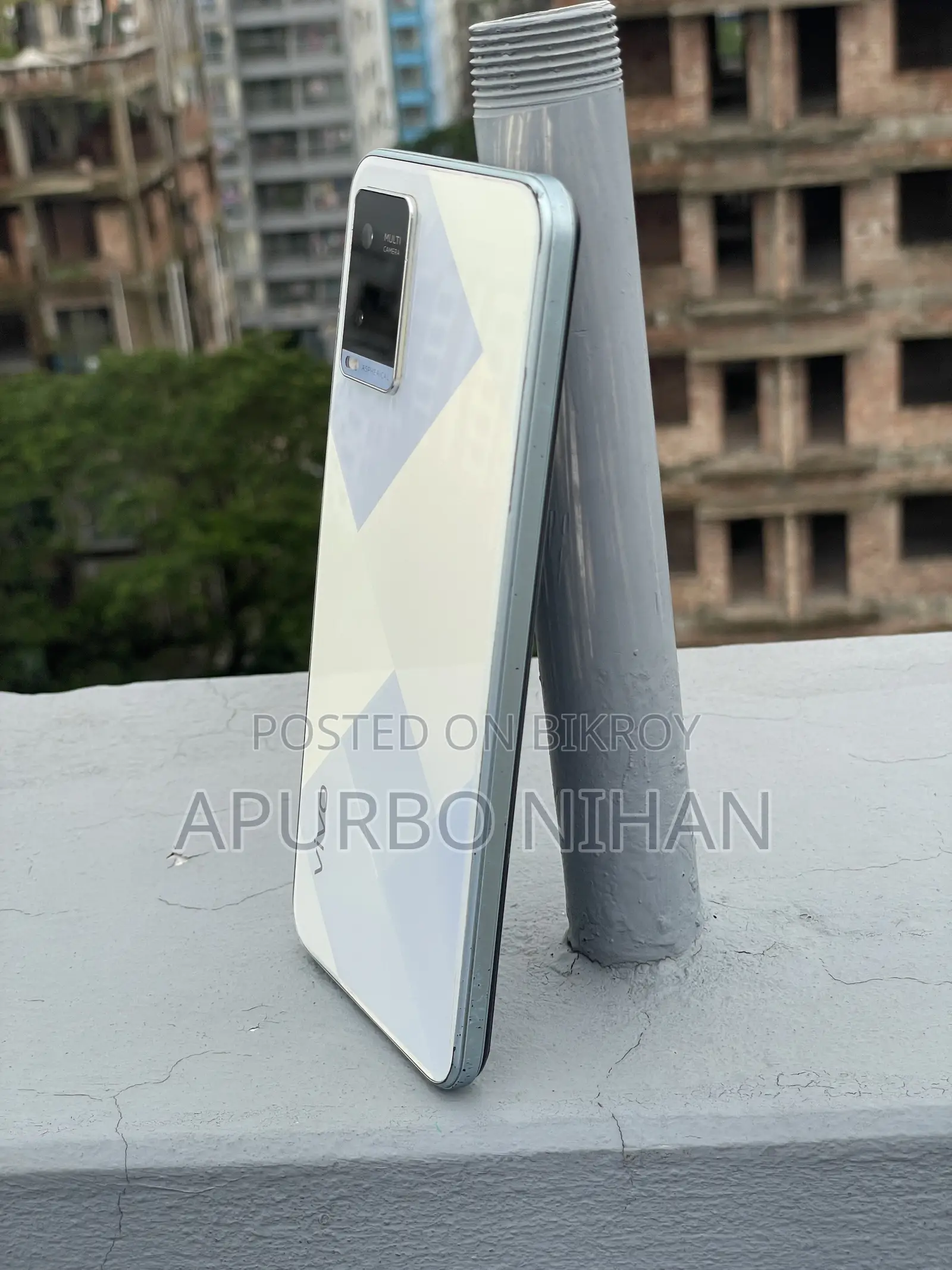 Vivo Y21 64 GB White