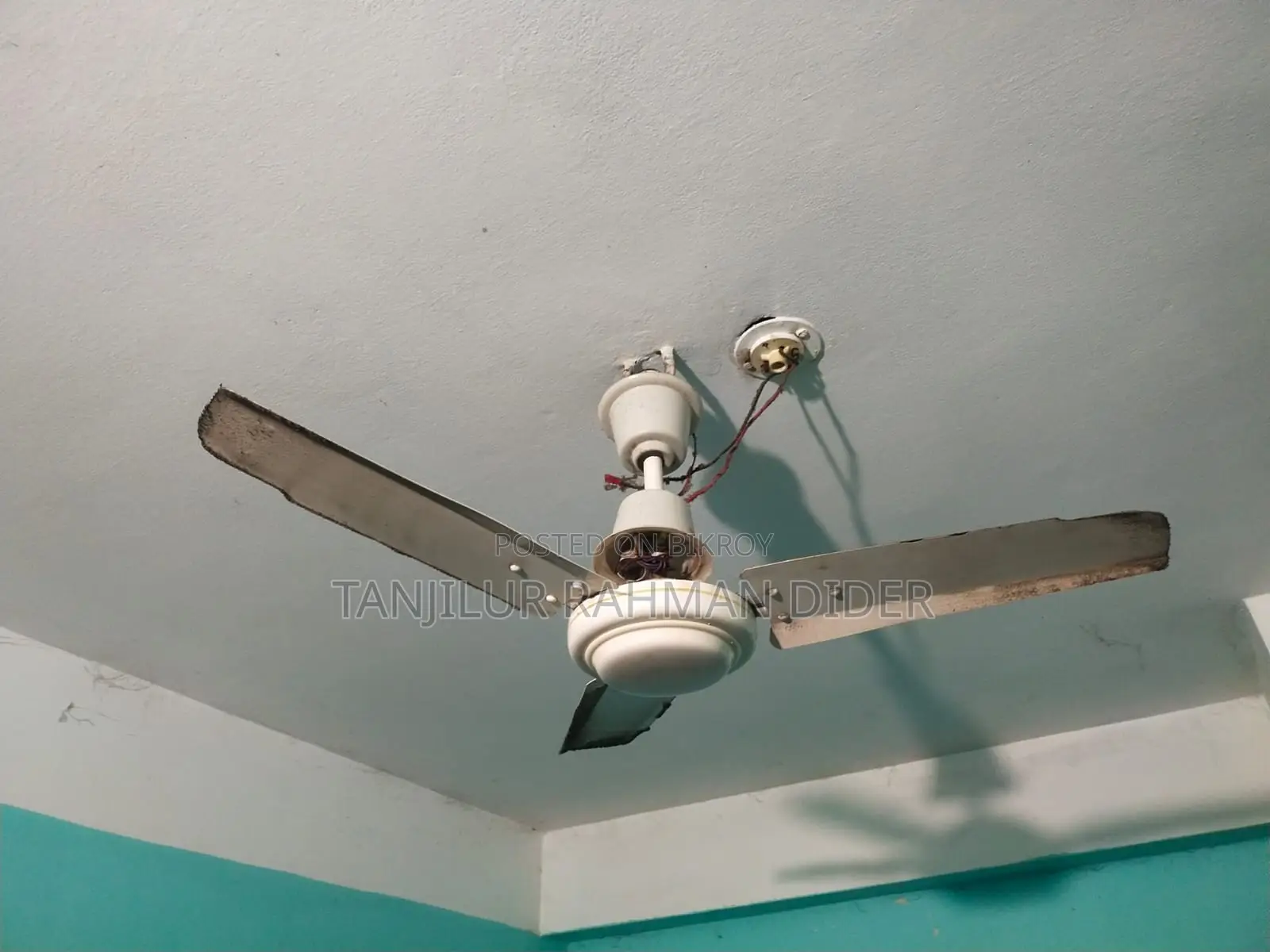 Fan Sell Post