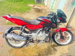 Bajaj Pulsar 150 2018 Red