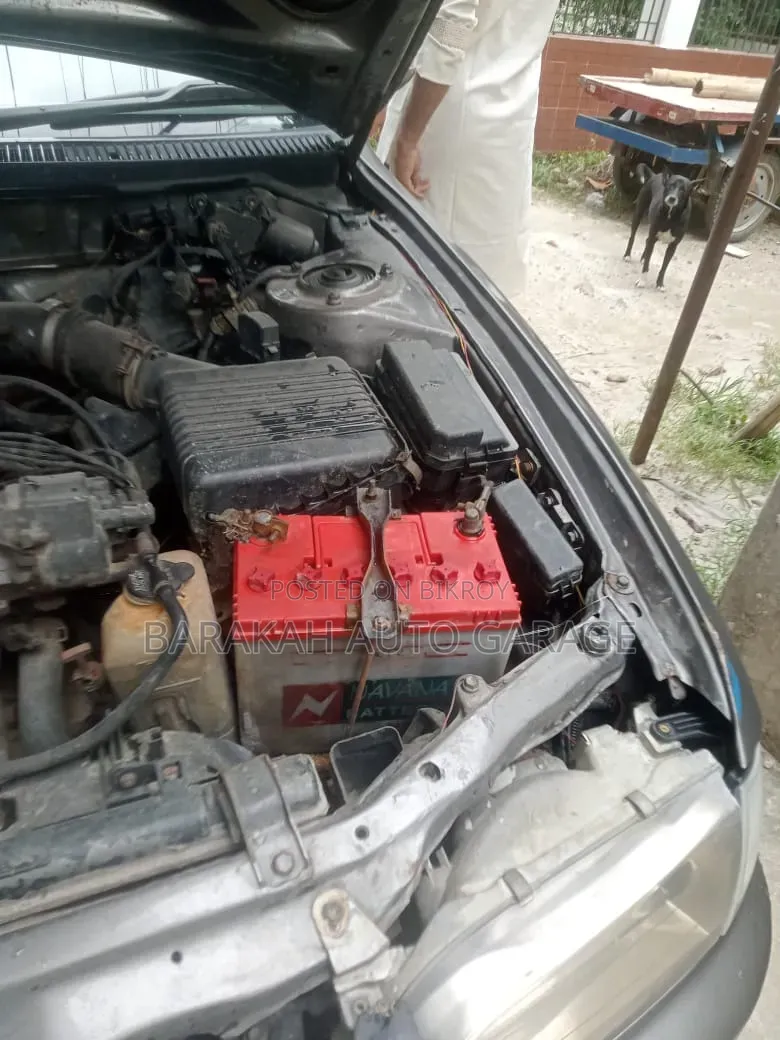 Toyota Corolla 1995 Gray