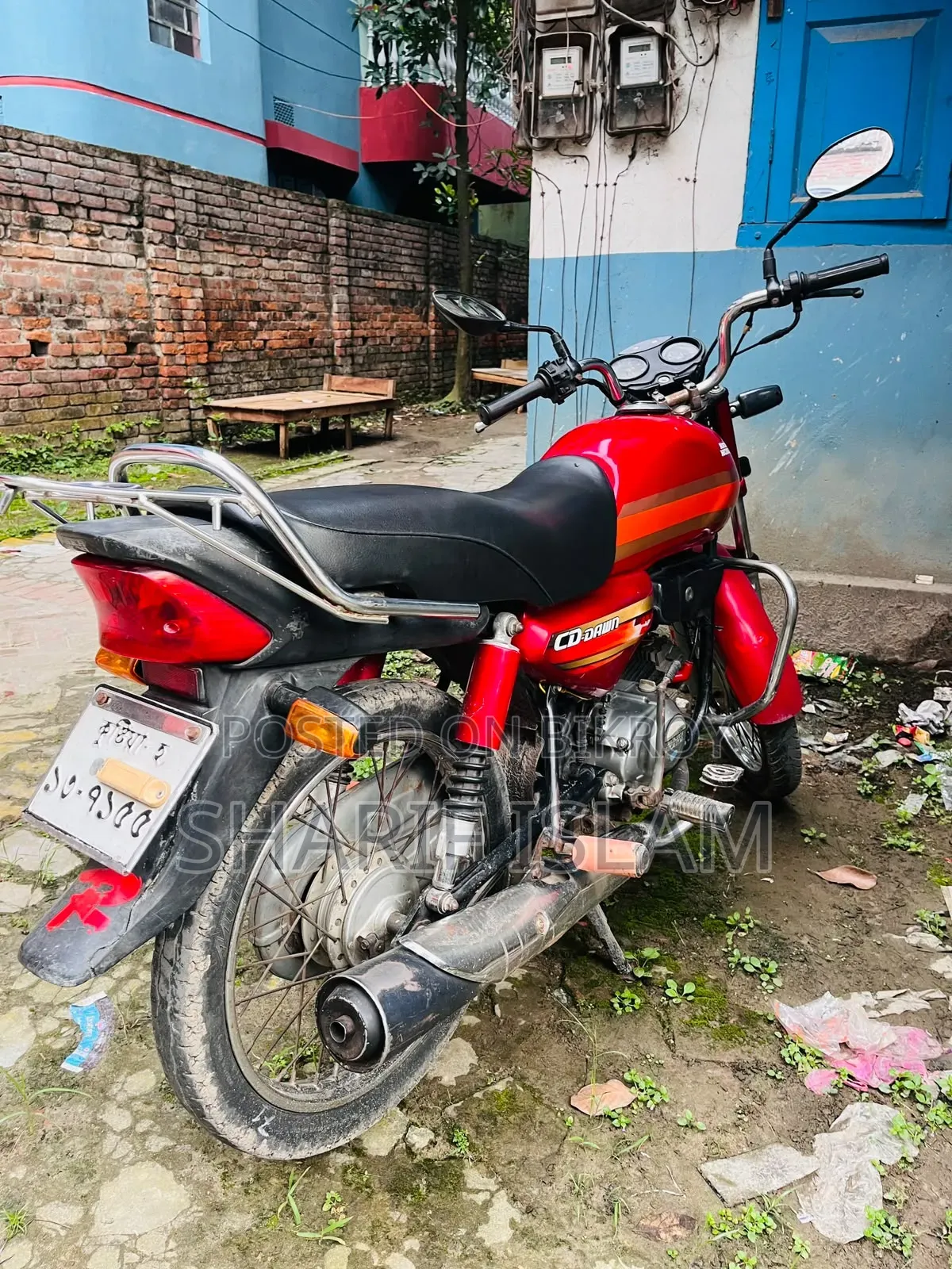 Hero Dawn 100 2016 Red