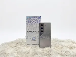 Tecno Camon 40 Pro 4G ২৫৬ জিবি কালো
