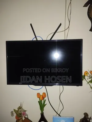 বিক্রির জন্য একটি টিভি