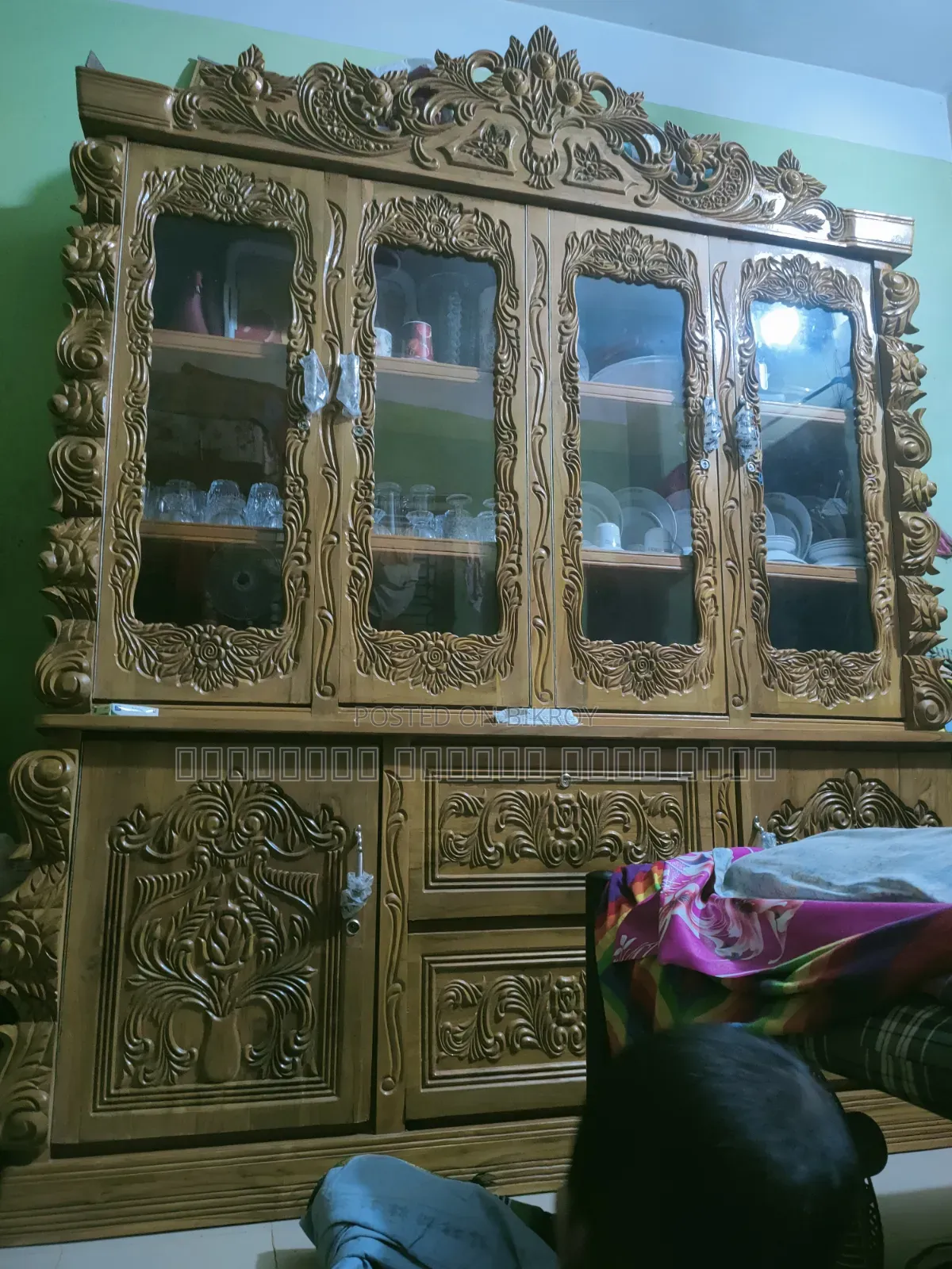 New Showcase for Sale
