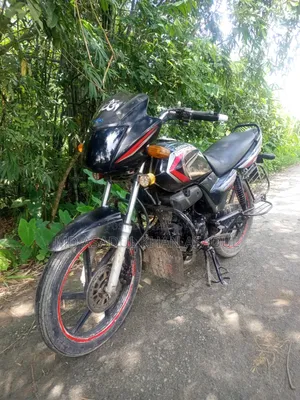 Runner Bullet 100 2016 Black