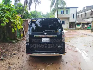 Toyota Noah 2.0 143hp YY Front-Wheel Drive (5 Seater) 2011 Black