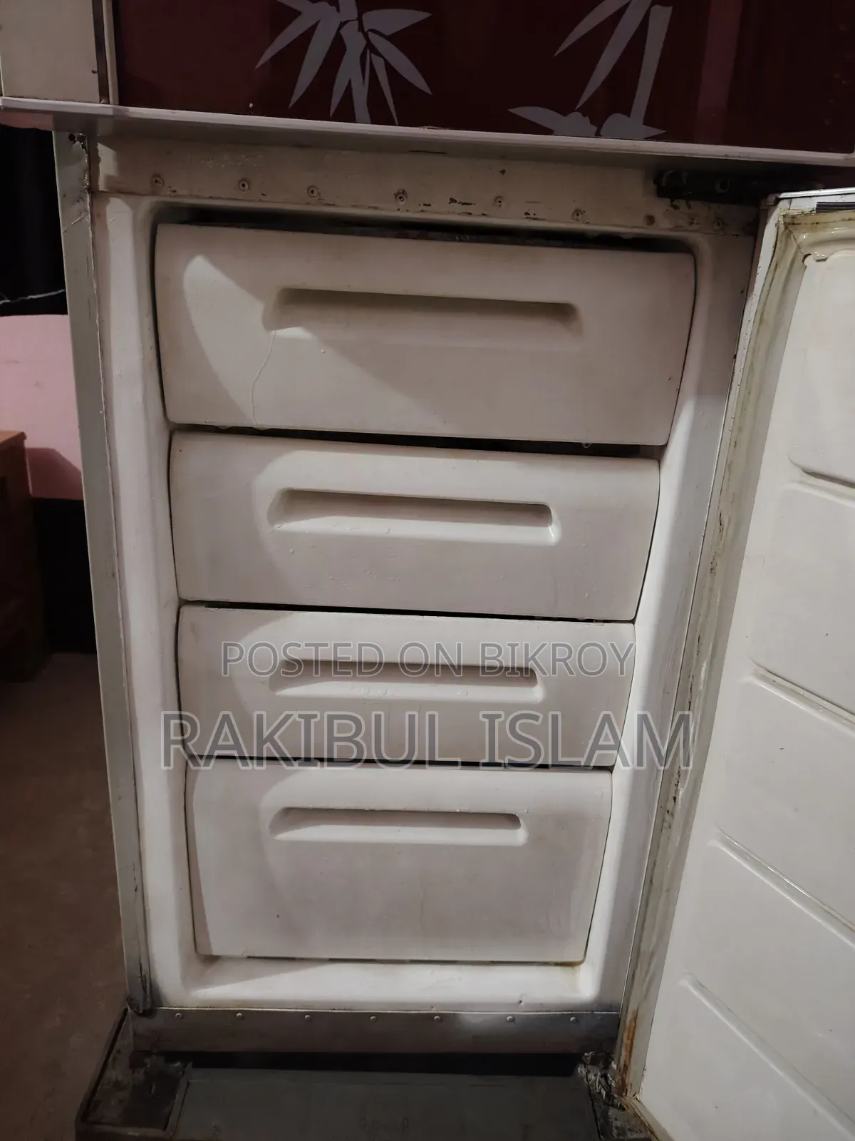 Singer Fridge