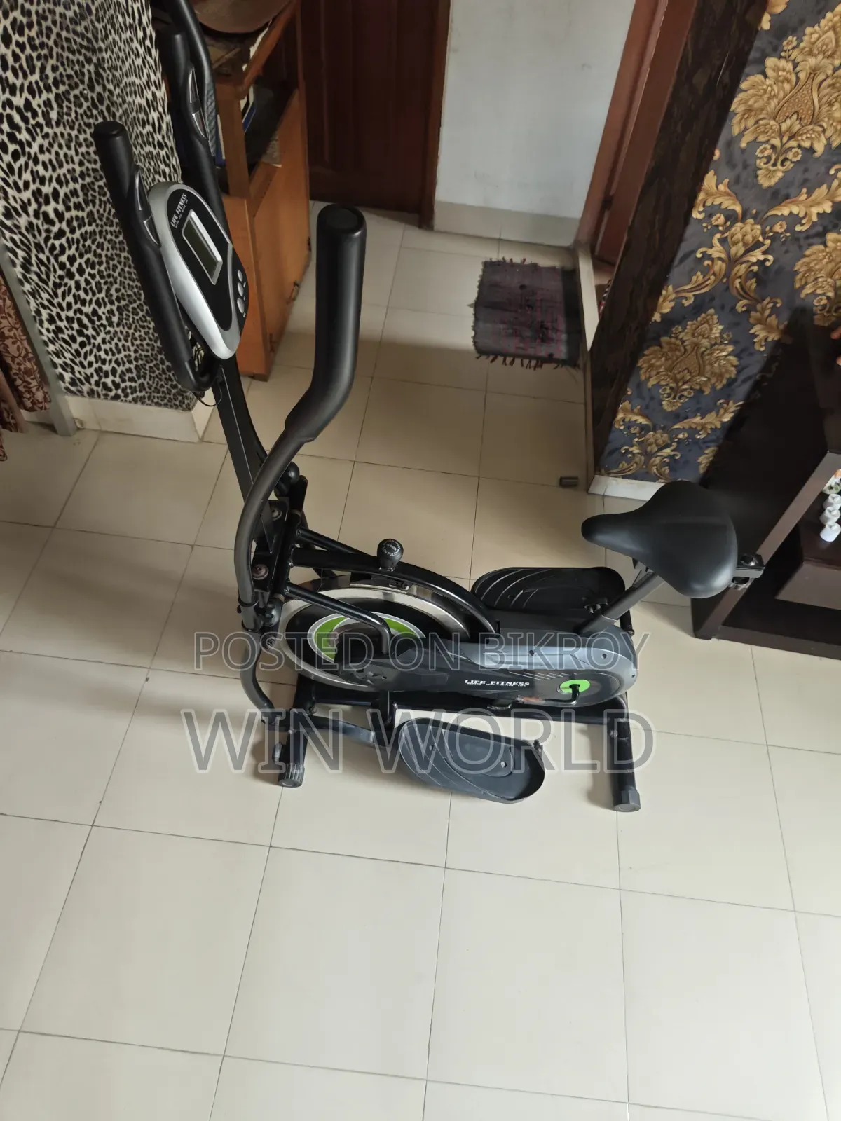 Cross Trainer Machine /Cycle
