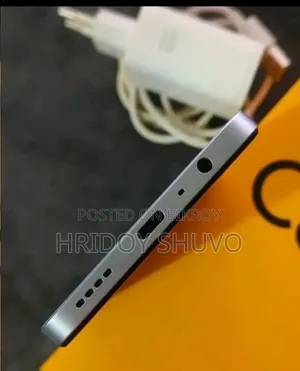 Realme 128 GB