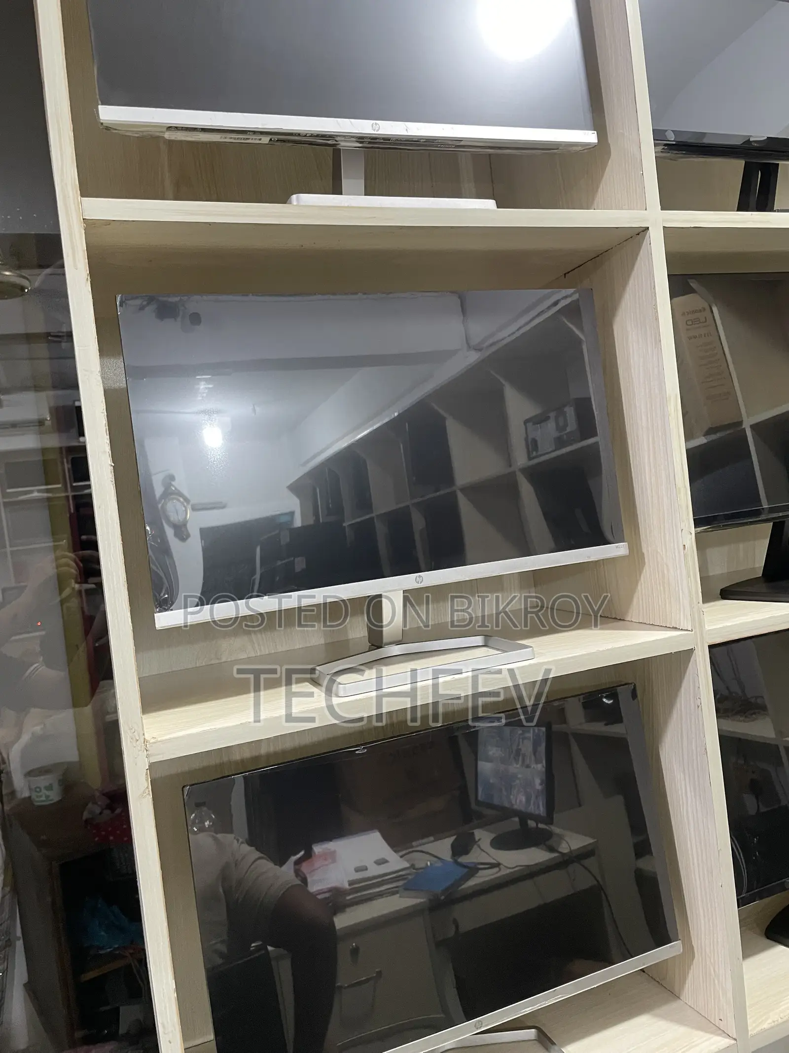 HP M22f 22" FHD IPS Monitor Used