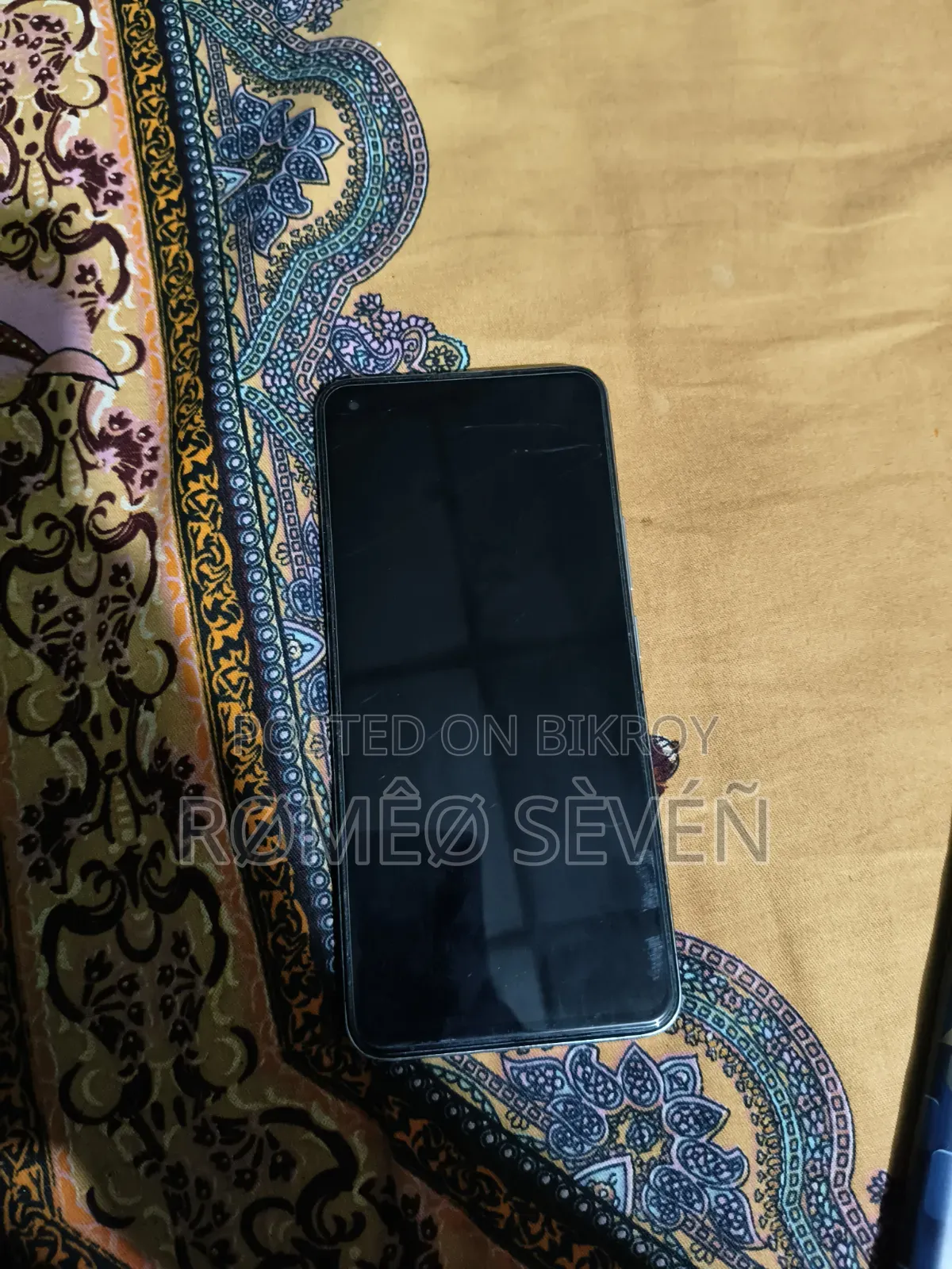 রিয়েলমি ৮ ৫জি ১২৮ জিবি সিলভার