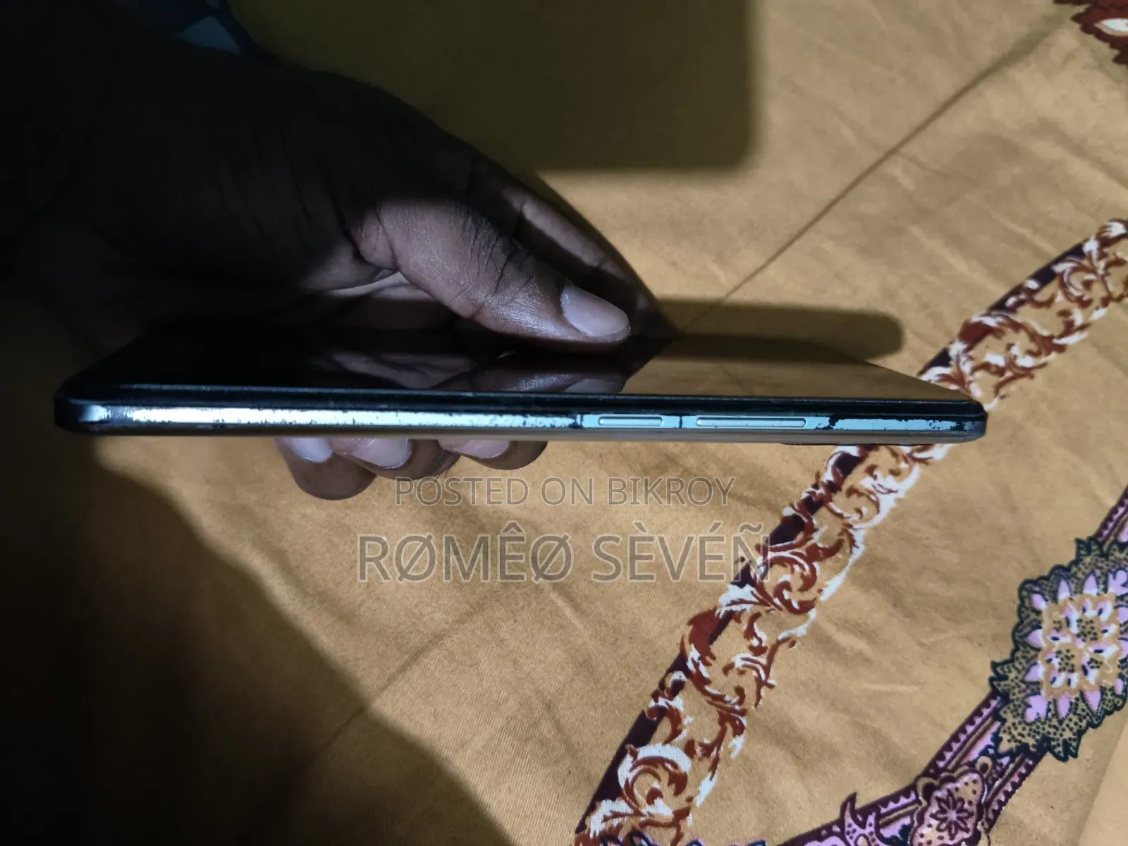 রিয়েলমি ৮ ৫জি ১২৮ জিবি সিলভার