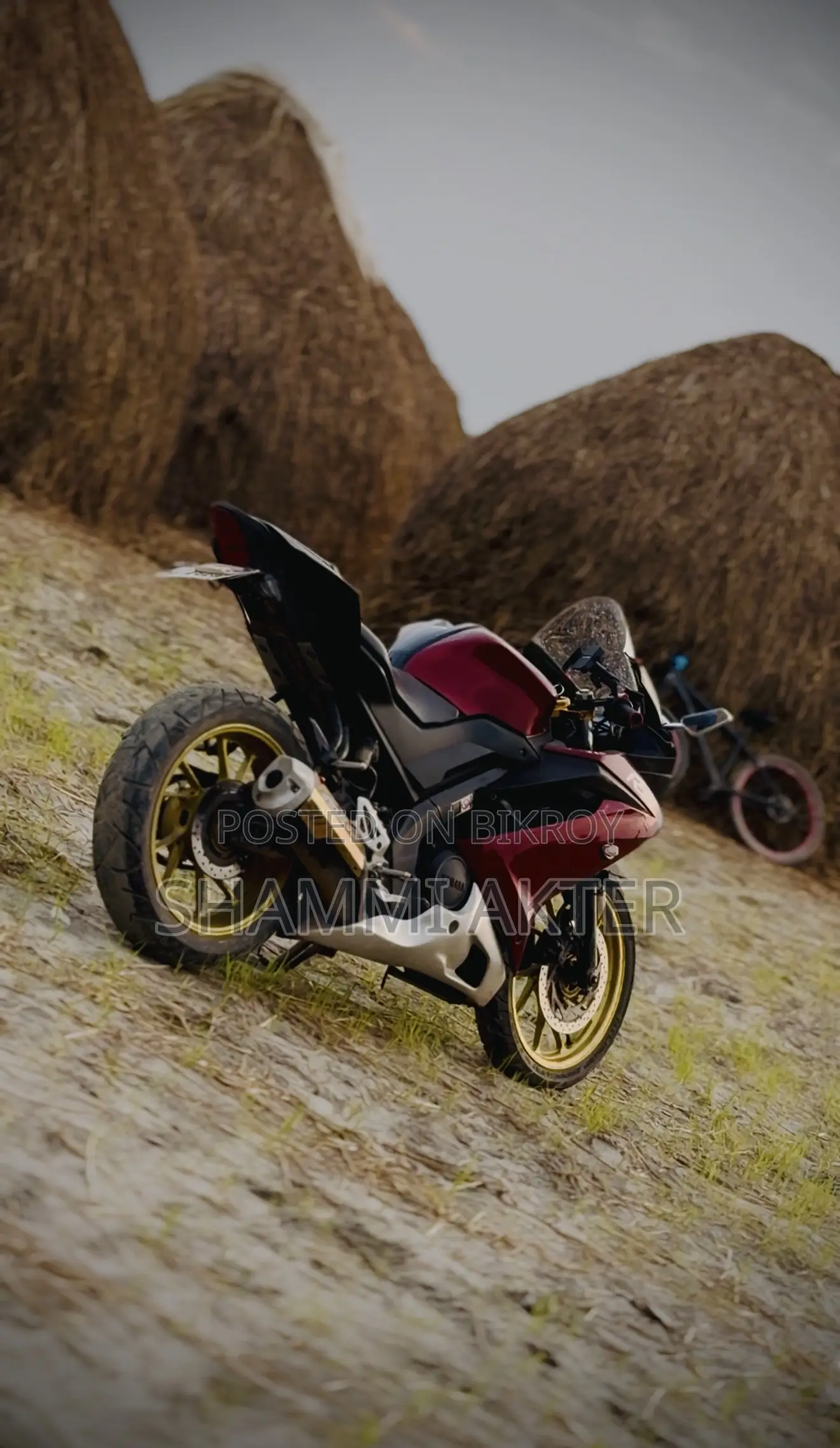 Yamaha R15 V3 2020 Gray