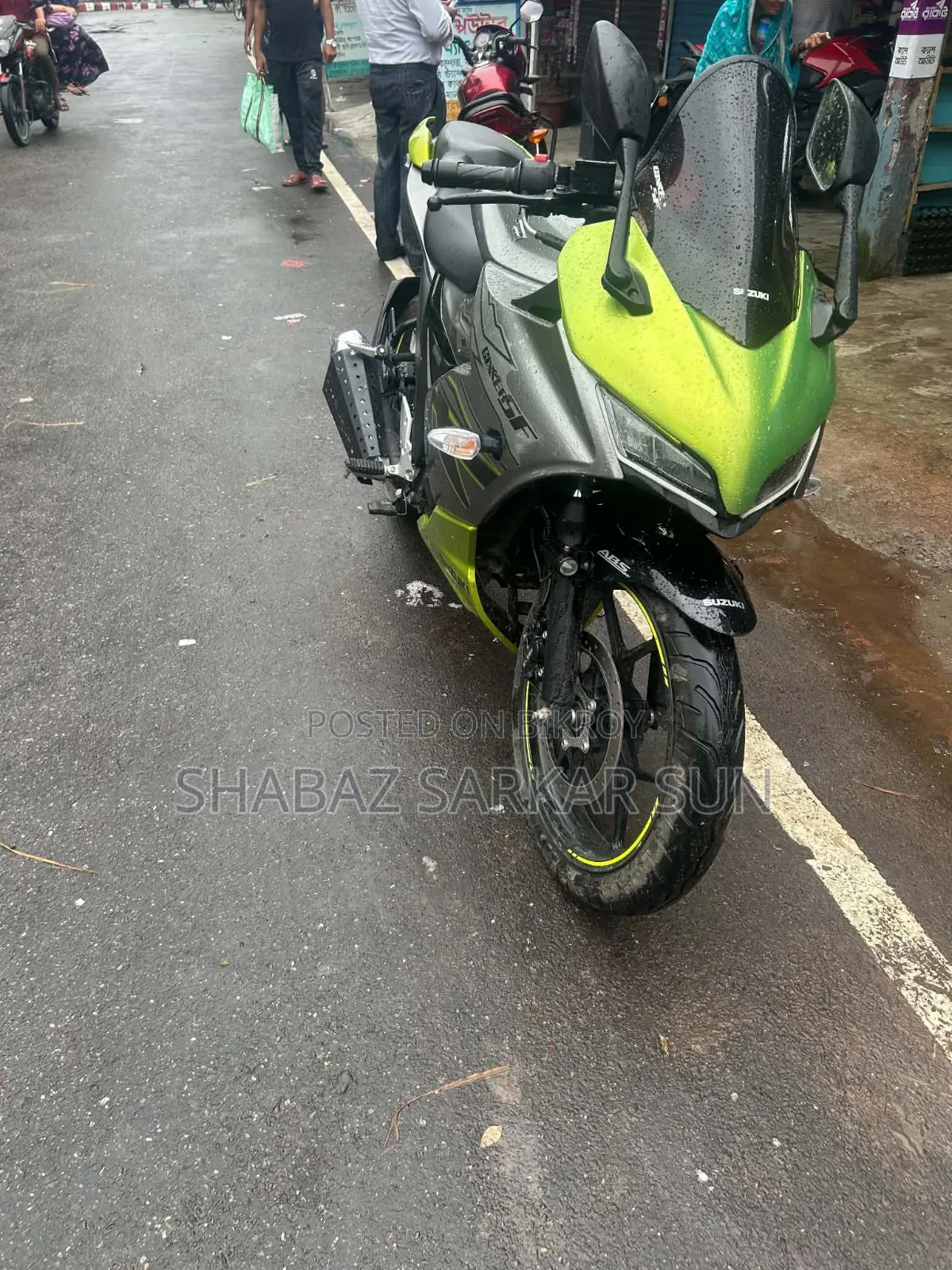 Suzuki Gixxer SF 2025 Silver
